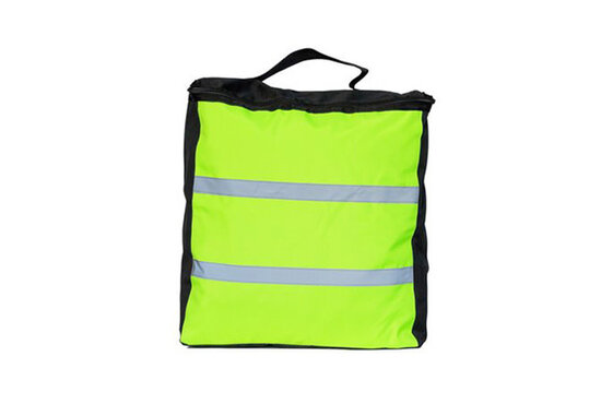 Zorgmiddelenaanhuis Rugleuningtas voor uw scootmobiel met veiligheidsreflectie