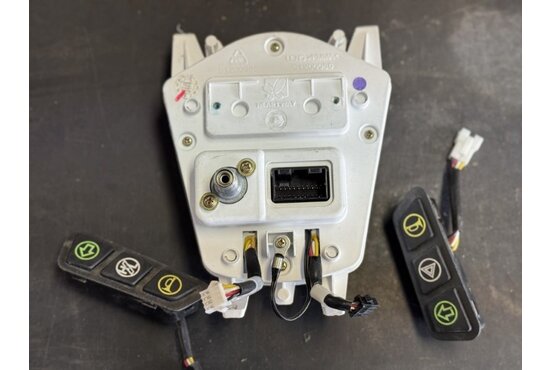 Travelux Dashboard compleet Travelux Infineon - Tweedehands