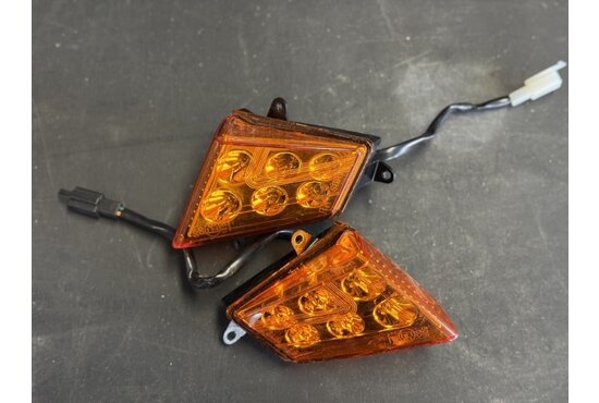 Travelux Knipperlichten achter (SET) Travelux Infineon - Tweedehands