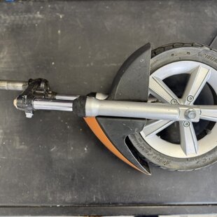 Voorvork compleet inclusief wiel en kap travelux Infineon - Tweedehands