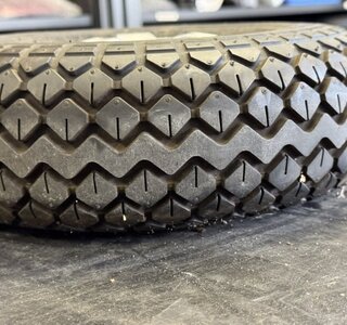 Voorwiel / Velg + band Strider maxi 4 - Tweedehands