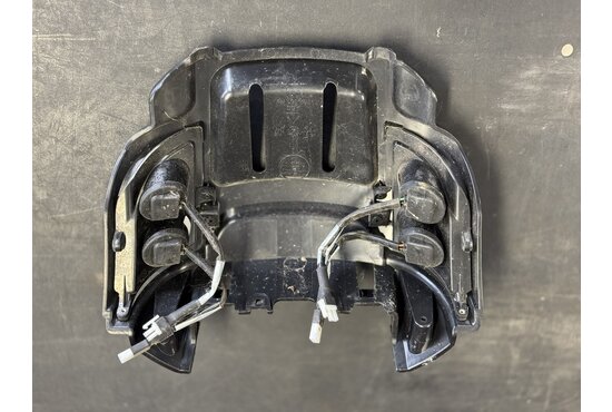 Pride Victory Voorbumper + verlichting Pride Victory xl 140 / xl140s - Tweedehands