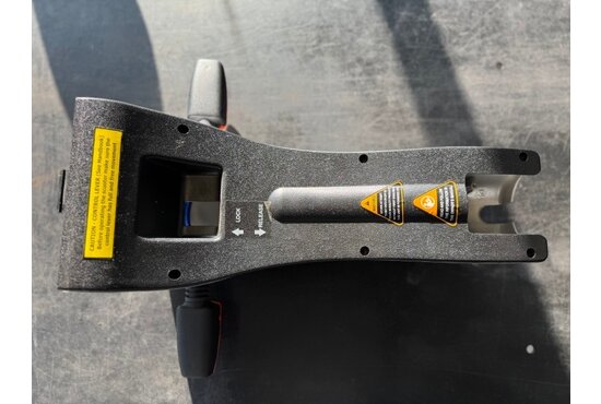 Quingo Plus Quingo Plus Stuurkolom kap compleet - Tweedehands