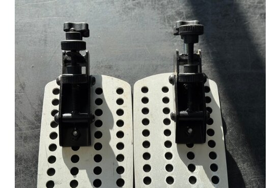 Quingo Plus Quingo Plus Voetenplaat links + rechts compleet met bevestiging - Tweedehands