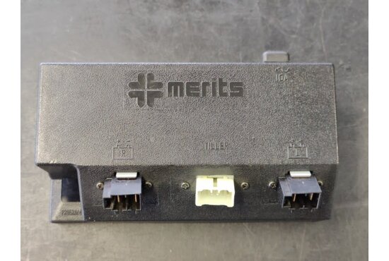 Quingo vitess 2 Quingo Vitess 2 Controller Rhino 2 met kap - Tweedehands