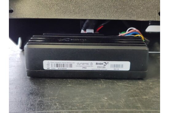 Quingo vitess 2 Quingo Vitess 2 Controller Rhino 2 met kap - Tweedehands