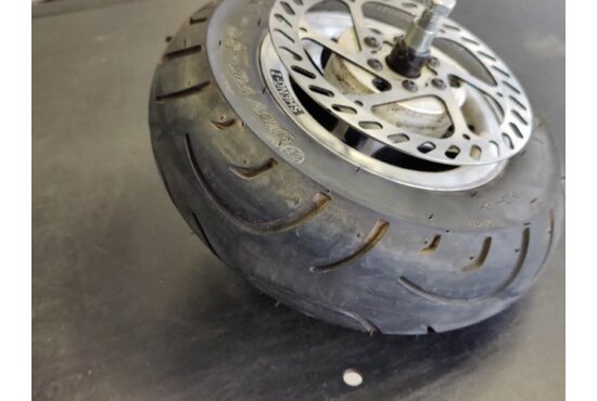 Quingo vitess 2 Quingo Vitess 2 voorwiel met schijfrem en goede band - Tweedehands