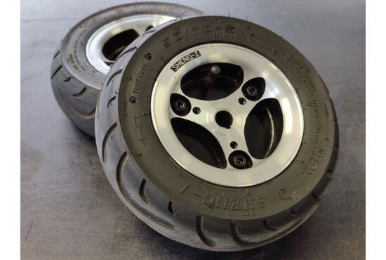 Quingo vitess 2 Quingo Vitess 2 achterwiel met goede band (per stuk) - Tweedehands