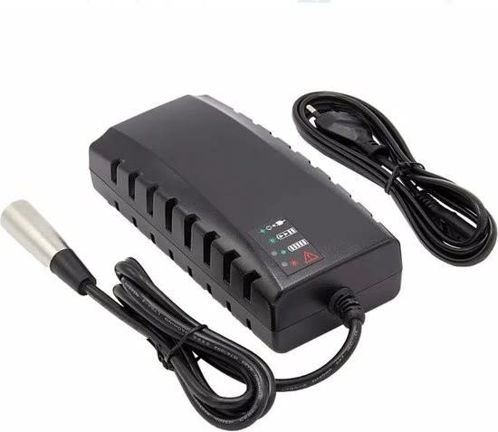 Victron Energy IMPULSE II Acculader type IMC240840063 24 Volt - 8Ah afbeelding