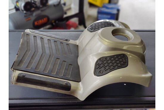 Vermeiren Voorkap / Voetplateau + koplamp Ceres 4 Deluxe - Tweedehands