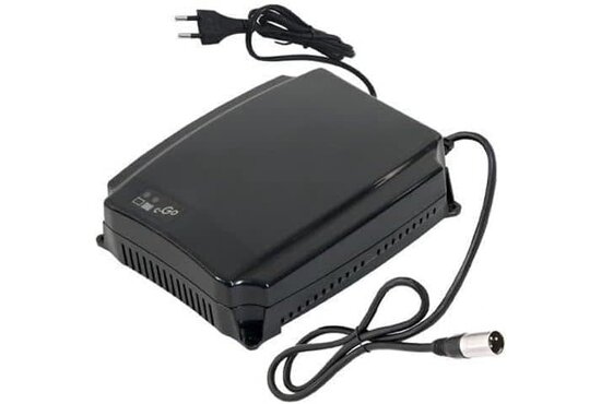 C-Go Impulse S10 (24V-10AH) Acculader van Victron Energy voor uw scootmobiel