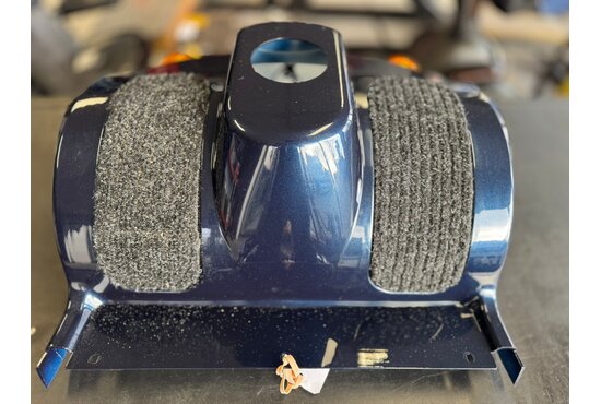 Mango Tiger Mango Tiger 4 voorkap inclusief knipperlicht en voetmatjes - Tweedehands