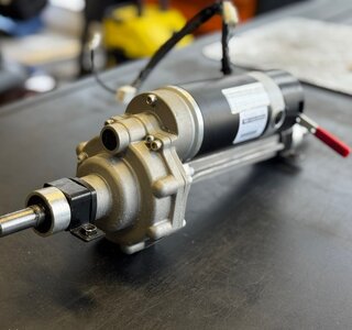 Mango Tiger 4 Motor + differentieel compleet - Tweedehands