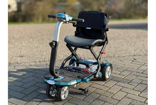 Mango Scootmobiel Brio Bobby Blue Deluxe Luchtbanden (opvouwbaar) - Tweedehands