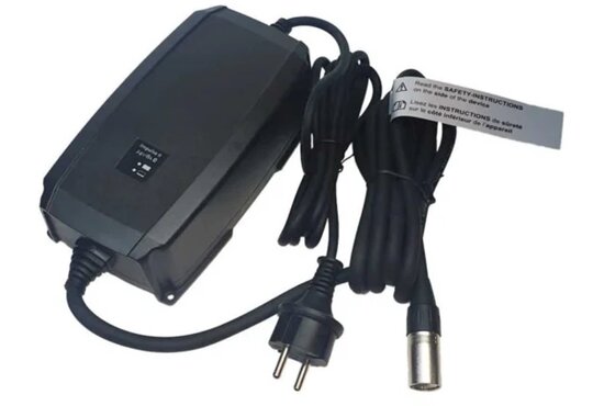 Victron Energy IMPULSE II Acculader type IMC240840063 24 Volt - 8Ah