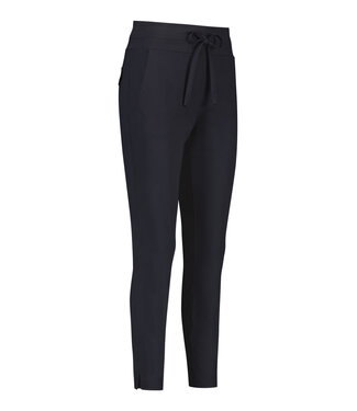 Anneloes Broek (701.60.122)