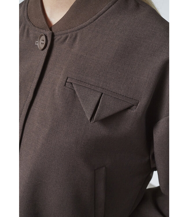 SISTERSPOINT JACK (DONKERBRUIN)