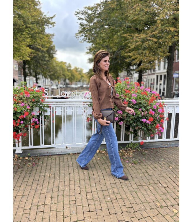 MITCH BLOUSE (CAMEL)