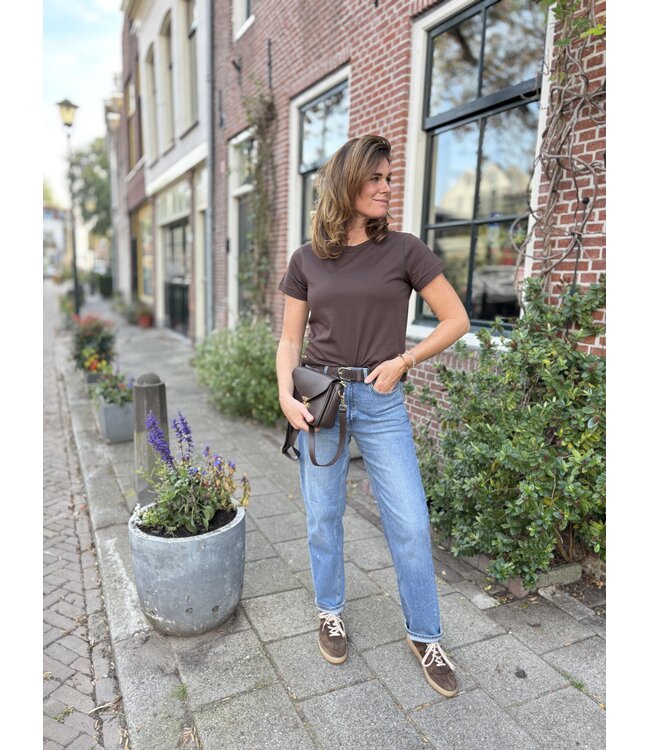 MITCH T-SHIRT (BRUIN)