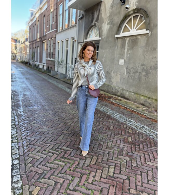 MITCH Mitch Trui (601.29.023)