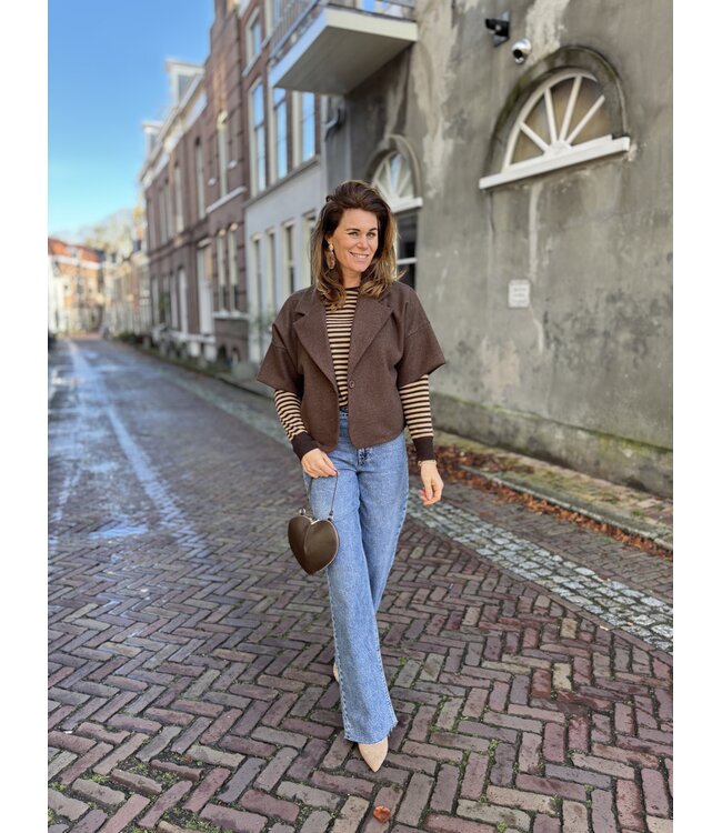 MITCH JACK (DONKERBRUIN)