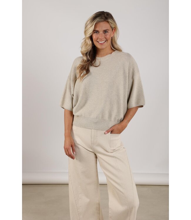 NUKUS TRUI (BEIGE)