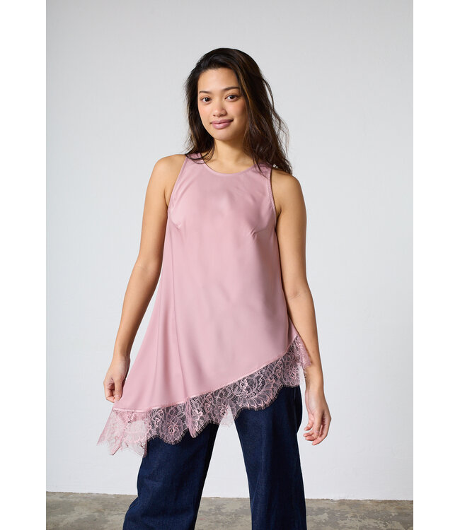 SISTERSPOINT T-SHIRT (ROSE-NUDE)
