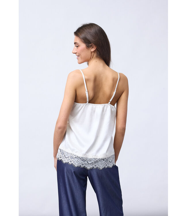 SISTERSPOINT T-SHIRT (ECRU-OFF WHITE)