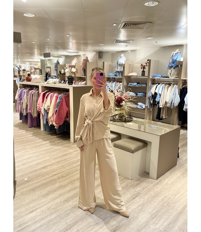 MITCH BLOUSE (BEIGE)