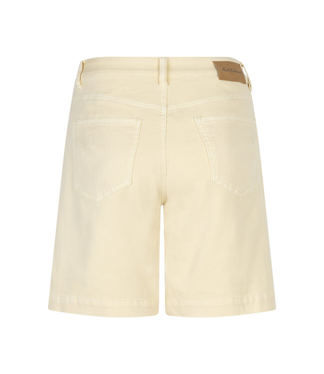 RED BUTTON SHORT (GEEL)