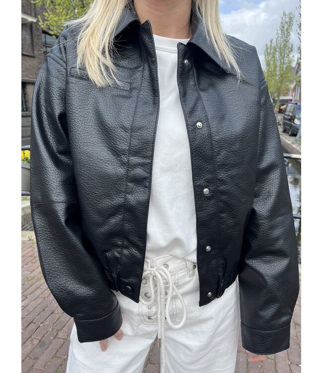 SISTERSPOINT JACK (ZWART)