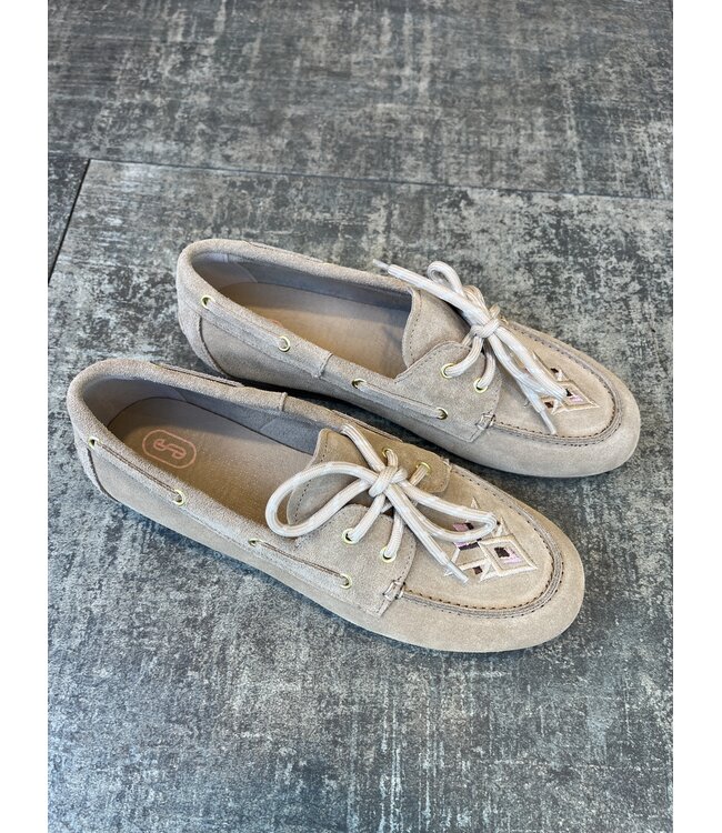 SHOECOLATE LOAFERS (BEIGE)