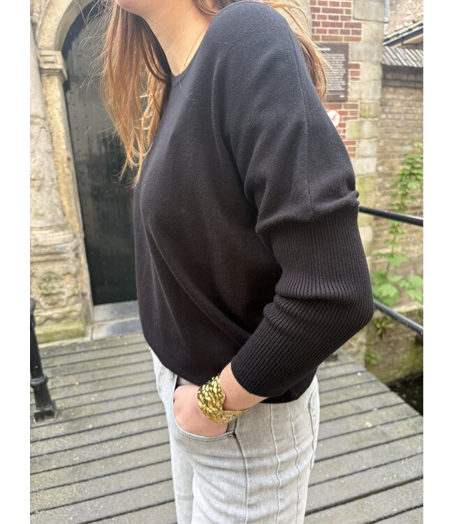 FREEQUENT TRUI (ZWART)