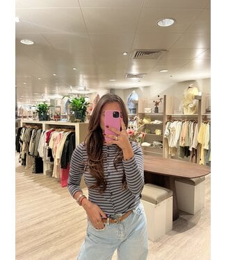 MITCH Mitch Trui (601.59.016)