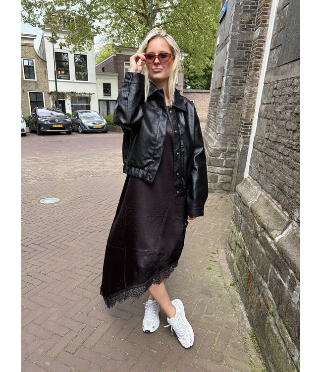 SISTERSPOINT JURK (ZWART)