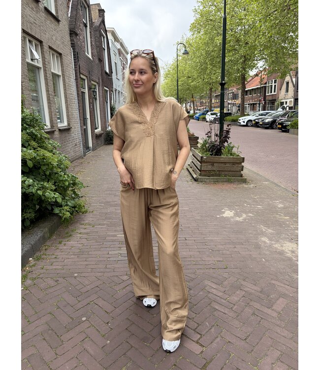 NUKUS BROEK (CAMEL)