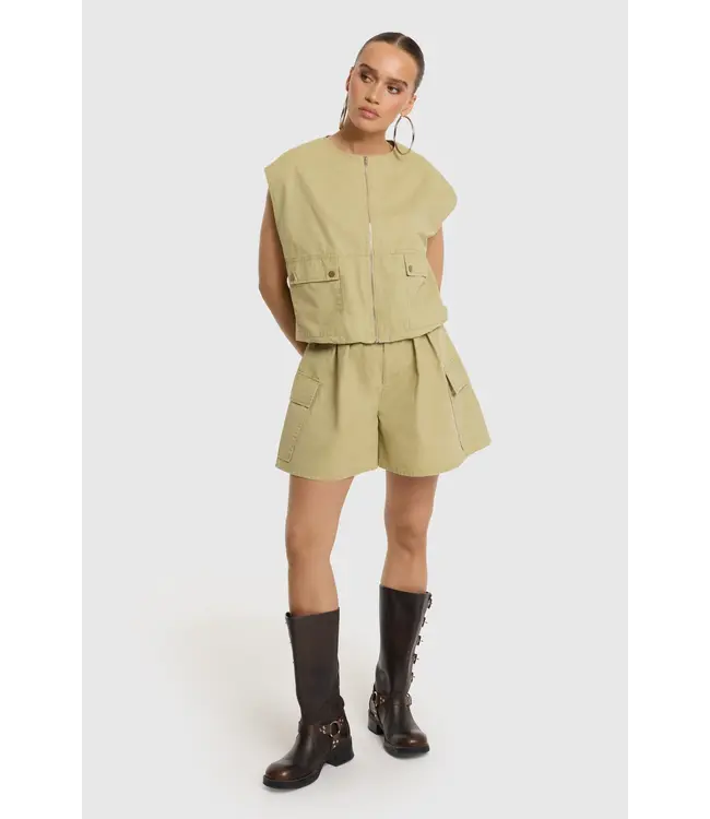 REFINED GILET (ARMY)