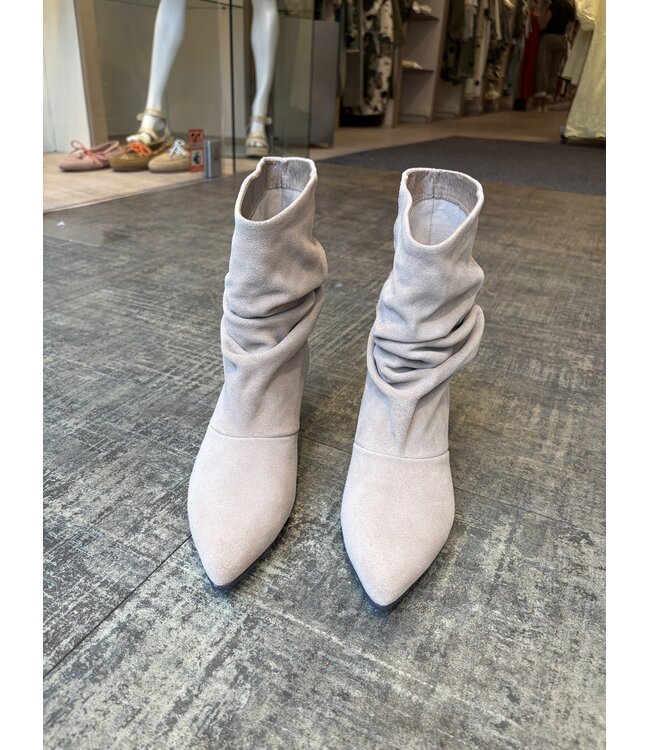 POELMAN ENKEL HOGE HAK KORT (BEIGE)