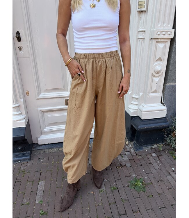 MITCH BROEK (CAMEL)