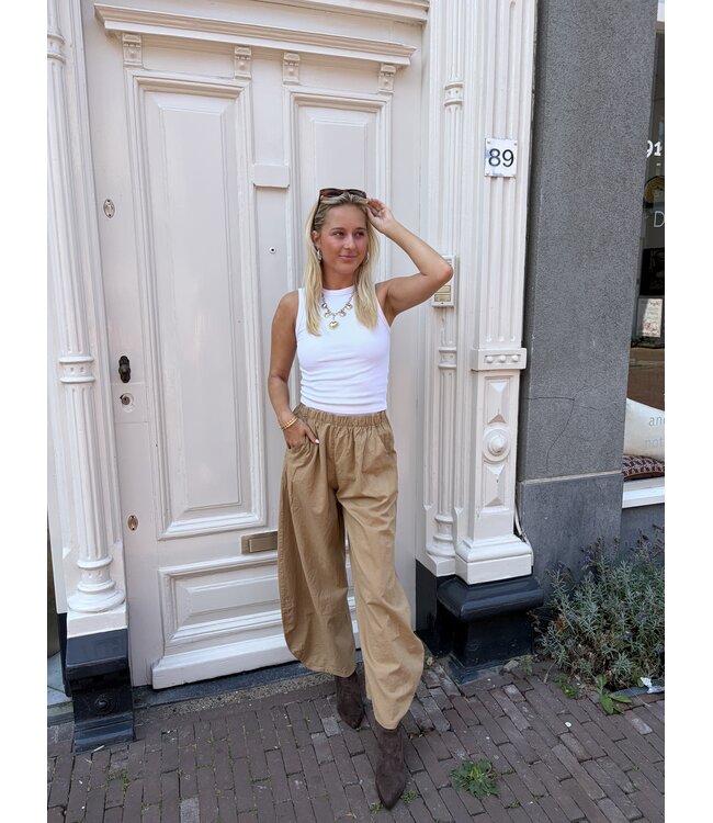 MITCH BROEK (CAMEL)