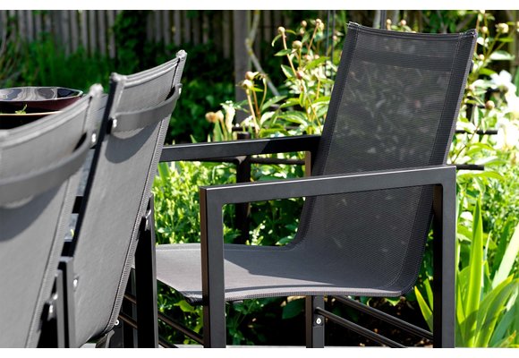 Loungestoel Vevi | Black | Aluminium & Textileen | Brafab