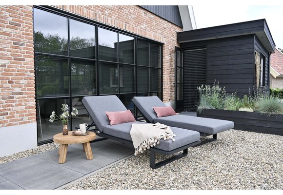 Ligbed Sint Maarten | met kussen | Black | Aluminium & Textileen