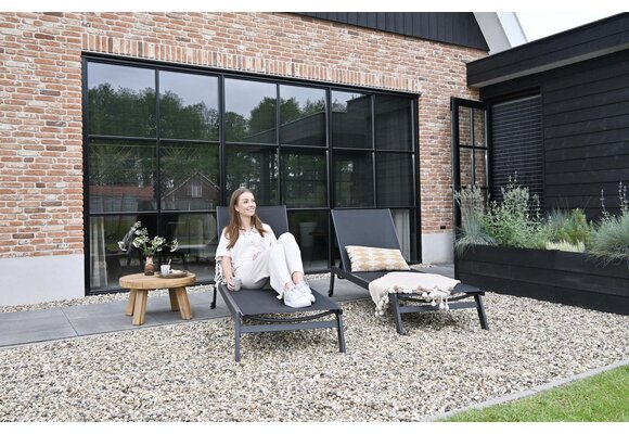 Ligbed Bonaire | Black | Aluminium & Textileen | Stapelbaar