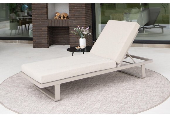 Ligbed Sint Maarten | met kussen | Champagne | Aluminium & Textileen