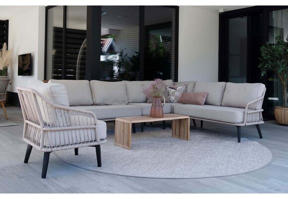 Isabel Loungestoel | Sand + Isabel Hocker Sand