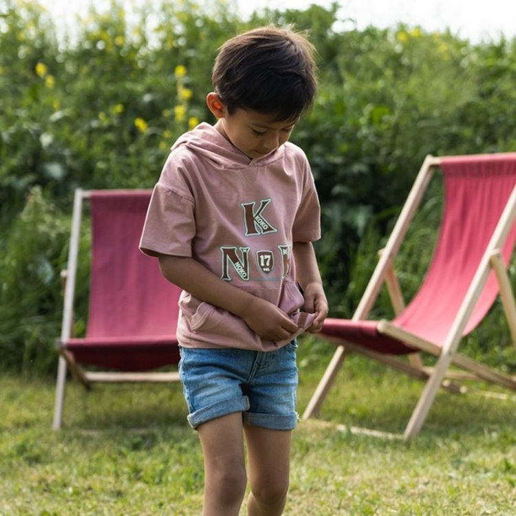 Koko Noko Jungen-T-Shirt mit Kapuze fliederfarbener Druck | T46802-37