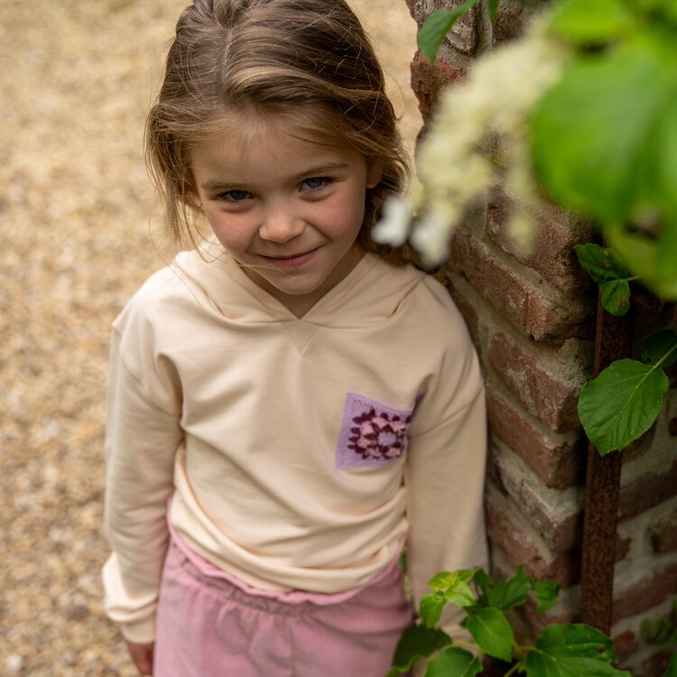 Koko Noko Mädchen Hoodie beige gehäkelt Blume | P54992-37
