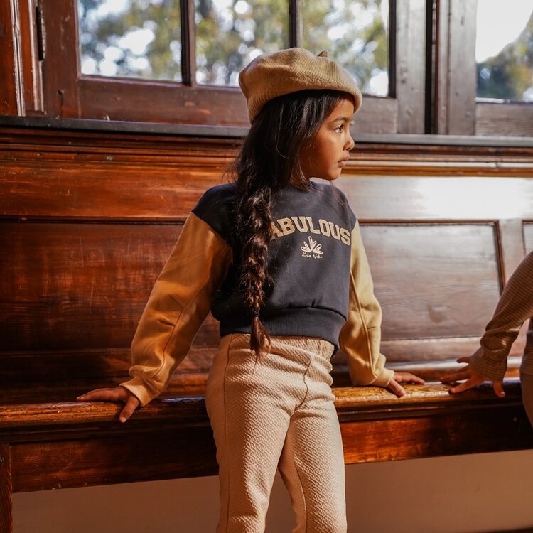 Koko Noko meisjes flared broek zandkleur structuur | O56938-37