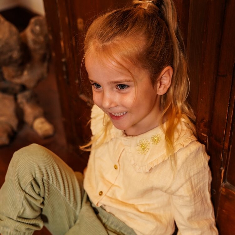 Koko Noko girls‘ corduroy trousers, loose fit, soft green | O56951-37