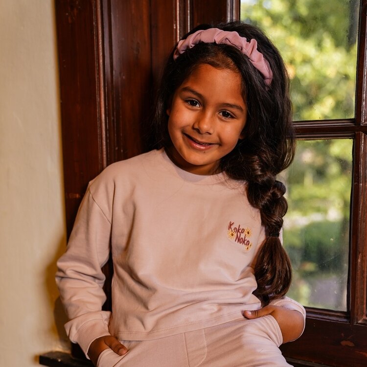 Koko Noko Mädchen-Set Pullover mit weit geschnittener Hose in Lila | O56990-37